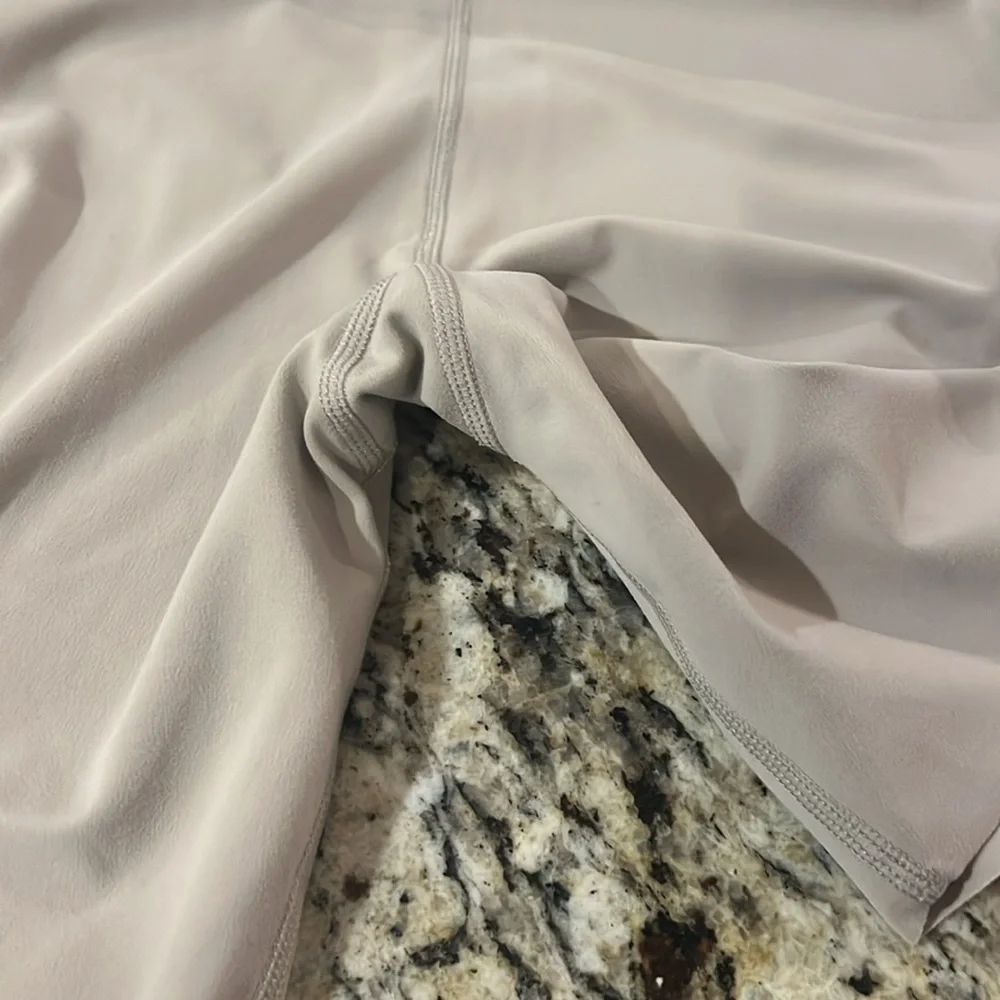 Left on Friday Shoreline Playsuit Sz Small NWOT - Picture 9 of 10